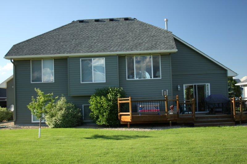 Minneapolis Siding, Roofing, Gutter, Window & Door Contractors - SSE6